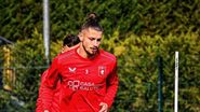 Radu Drăgușin la antrenamentele celor de la Genoa