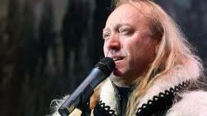 Ștefan Hrușcă, pe scenă