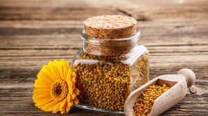 borcan cu polen crud