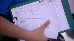 Distribuire carduri de sănătate