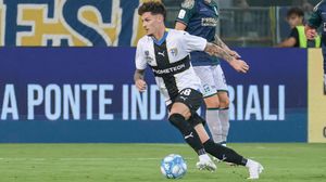 Dennis Man, fotbalist legitimat la Parma