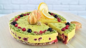 raw vegan lemon cake