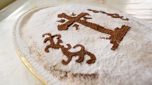 3 modele de ornat coliva. Idei interesante pentru toate sărbătorile dedicate celor adormiți