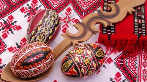 ouă încondeiate paste, paste 2024, unde poti petrece pastele 2024 