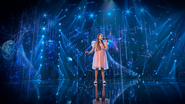 Alexia Răduț, pe scena Românii au talent