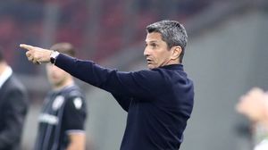 razvan lucescu paok