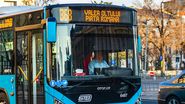Autobuz în trafic, București