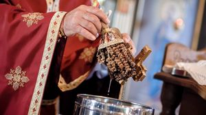 Sfințirea apei la IZvorul Tămăduirii