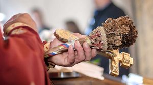 izvorul tămăduirii, la ce ora incepe slujba de izvorul tămăduirii 2024  