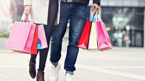 Programul magazinelor și al mall-urilor pe 6 și 7 ianuarie 2025. Boboteaza și Sfântul Ion sunt zile libere plătite de la stat