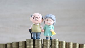 Care este minimul de ani lucrați pentru a putea ieși la pensie. Vezi care este stagiul minim de cotizare