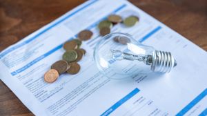 Metode de economisire a energiei electrice în locuințe, după ce plafonarea la curent a încetat