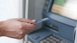 Un bărbat a uitat 7.500 de lei într-un bancomat în Tulcea. Ce a urmat apoi l-a lăsat mască