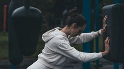 (P) Confortul care inspiră: cum a devenit treningul piesa-cheie în moda feminină