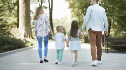 Vești bune pentru părinții din România! Statul vine în ajutorul lor cu o sumă importantă. Care este valoarea, dar și condițiile pe care trebuie să le îndeplinească