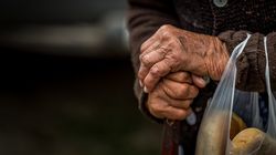 Statul vine în ajutorul pensionarilor, înainte de Crăciun! Cine sunt vârstnicii care vor beneficia de a 13-a pensie în luna decembrie