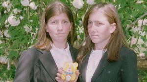 Lina si Gherghina Boaru in adolescenta