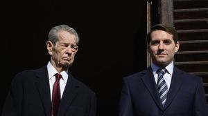 Regele Mihai si nepotul sau, Nicolae
