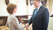 Principesa, care acum se numeste Custodele Coroanei, in urma cu doua zile, la intalnirea cu presedintele Klaus Iohannis