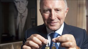 Laurence Graff, regele diamantelor, spune ca ii datoreaza totul mamei sale, nascuta la Botosani