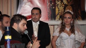 La nunta a cantat Florin Salam, care i-a compus mirelui o melodie