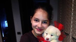 Carmina este fericita si tare mandra de Hachi, catelusul pe care i l-a daruit Liviu Varciu