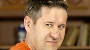 Mihai Coada, pe vremea cand il interpreta pe Nelu Curca in serialul "La Bloc"