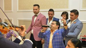 Adrian Minune a fost sfatuit sa se bazeze pe castigurile de la nunti, nu pe cele de la pariuri