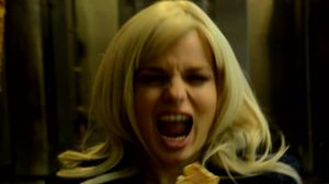 Jojo o interpreteaza pe Udrea