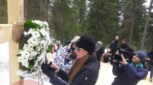 Romanita Iovan a organizat si anul trecut ceremonie de comemorare in Muntii Apuseni, in locul unde s-a prabusit avionul lui Iovan