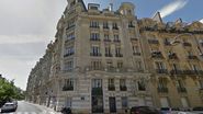 Irina Noaptes are un apartament in acest imobil din Paris