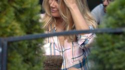 Dana Savuica a refacut in public celebra scena din "Basic Instinct"! Imagini incendiare cu frumoasa blonda | VIDEO EXCLUSIV