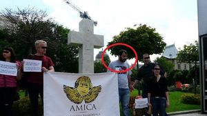 Tatal lui Ionut Anghel (medalion) a fost in fruntea protestatarilor