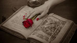  Rugăciune către Maica Domnului. Desface nodurile și farmecele