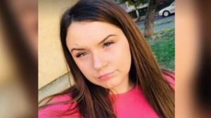 O tânără a fost trimisă acasă de medicii din București