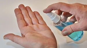 Coronavirus. Cum poți prepara acasă soluție dezinfectantă