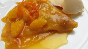 Clătite Suzette. Desertul servit în sos de portocale 
