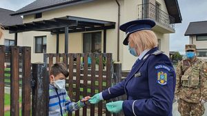 Un băiețel de opt ani din Bistrița, gest emoționant pentru polițiști