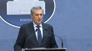 Marcel Vela anunţă că a aprobat zboruri charter pentru mai multe destinaţii: „Sunaţi la Consulatul din Bilbao, spuneţi că aţi vorbit cu mine”