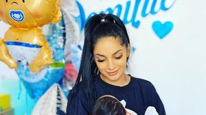 Prima fotografie cu fața lui Dominic, copilul Siminei și al lui Alex Zănoagă. Cum arată micuțul?