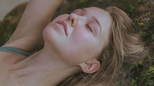 Vloggeriță milionară, moartă într-un accident de motocicletă. Avea doar 18 ani