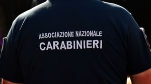 Un român înarmat a terorizat angjații unui bar din Italia