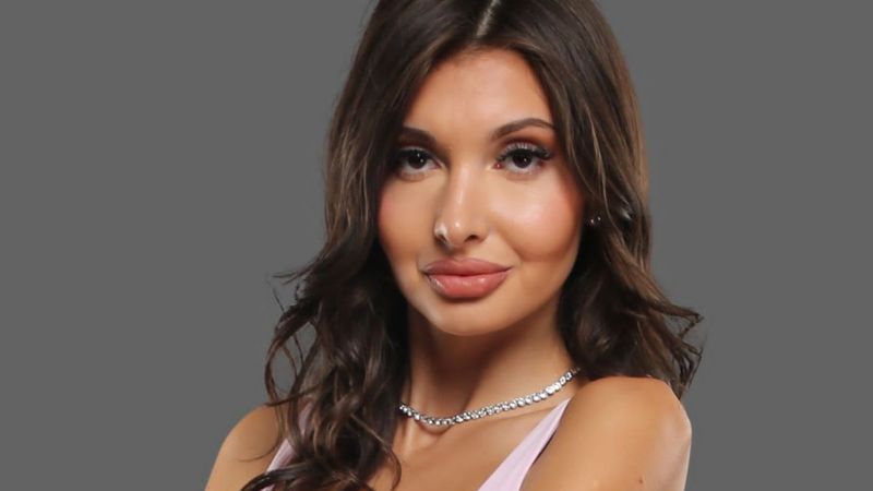 Concurenti Puterea dragostei, sezon 4: Cine este Adriana, noua concurenta