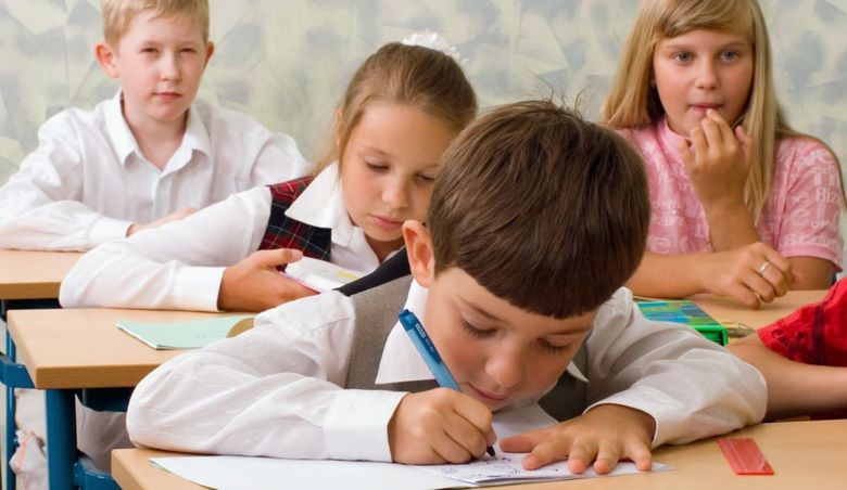 Este România pregătită pentru școala online? Ministrul Educației, anunțul la care nimeni nu se aștepta