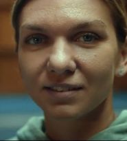 Simona Halep este gata de sărbătorile de iarnă! Sportiva a făcut publice imagini din intimitatea casei sale în timpul pregătirilor de Crăciun