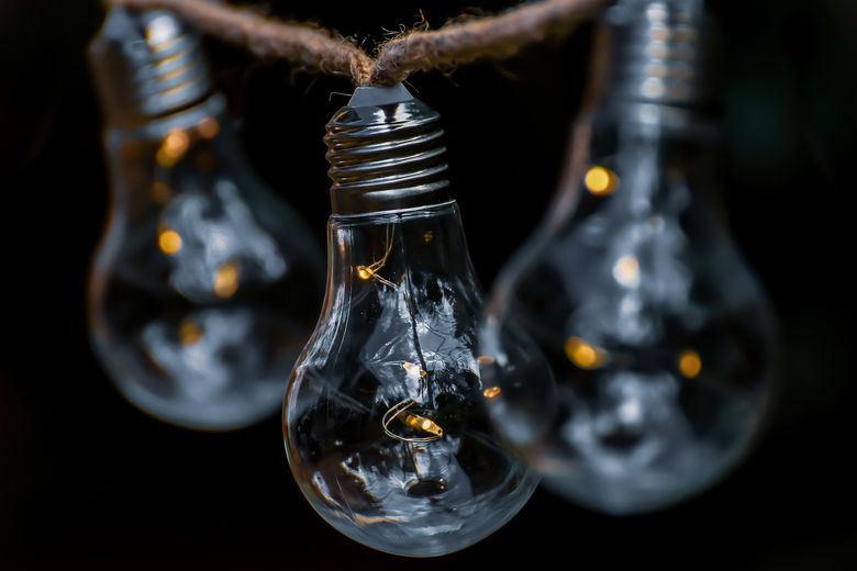 Plafonarea prețurilor la gaze și energie electrică