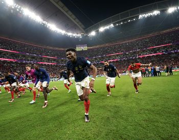Franța este &icirc;n finala CM 2022 din Qatar după ce a &icirc;nvins-o pe Maroc. &Icirc;n ultimul act al competiției va &icirc;nt&acirc;lni naționala Argentinei