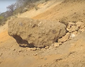 Intr-un meteorit de 15 tone au fost descoperite două noi minerale!