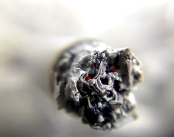 Consumul de marijuana crește riscul de atac de cord, insuficiență cardiacă și accident vascular cerebral
