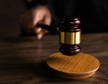Breaking News! Surse: CCR cere renumărarea voturilor din turul I al alegerilor prezidențiale